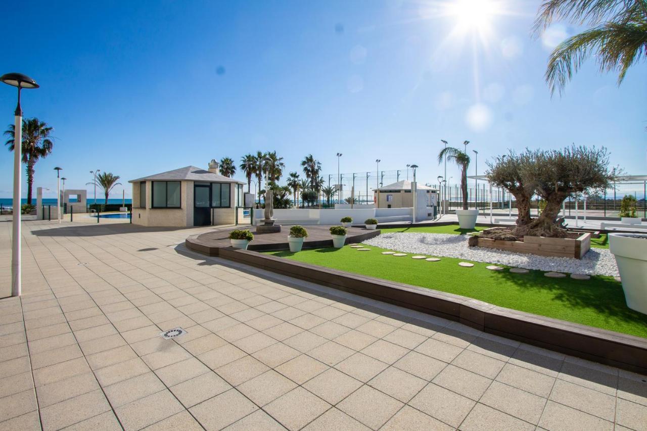 Espacio 2 Primera Linea De Playa Cullera Bagian luar foto